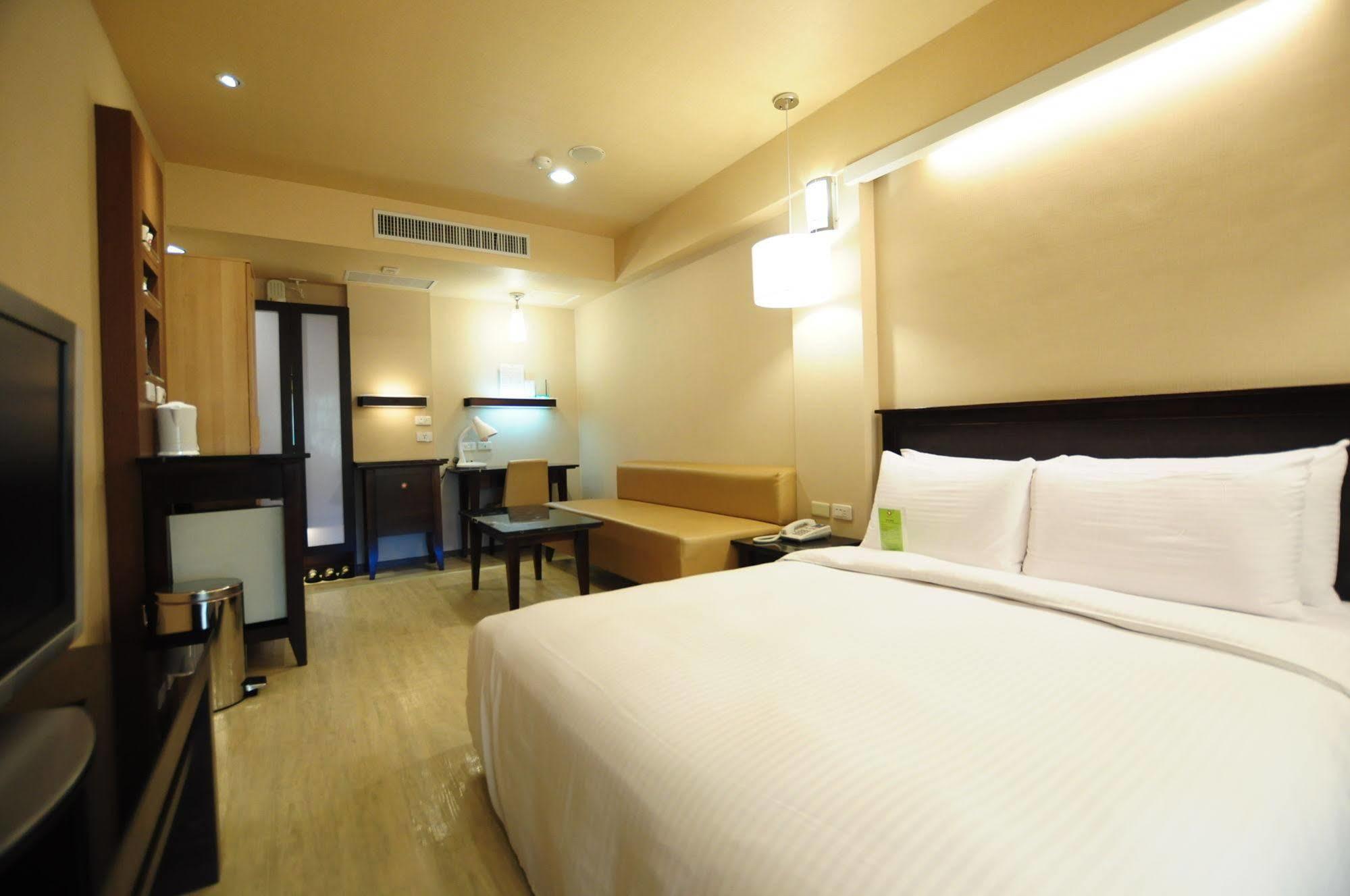 Kindness Xin Jue Jiang Hotel Kaohsiung Eksteriør billede