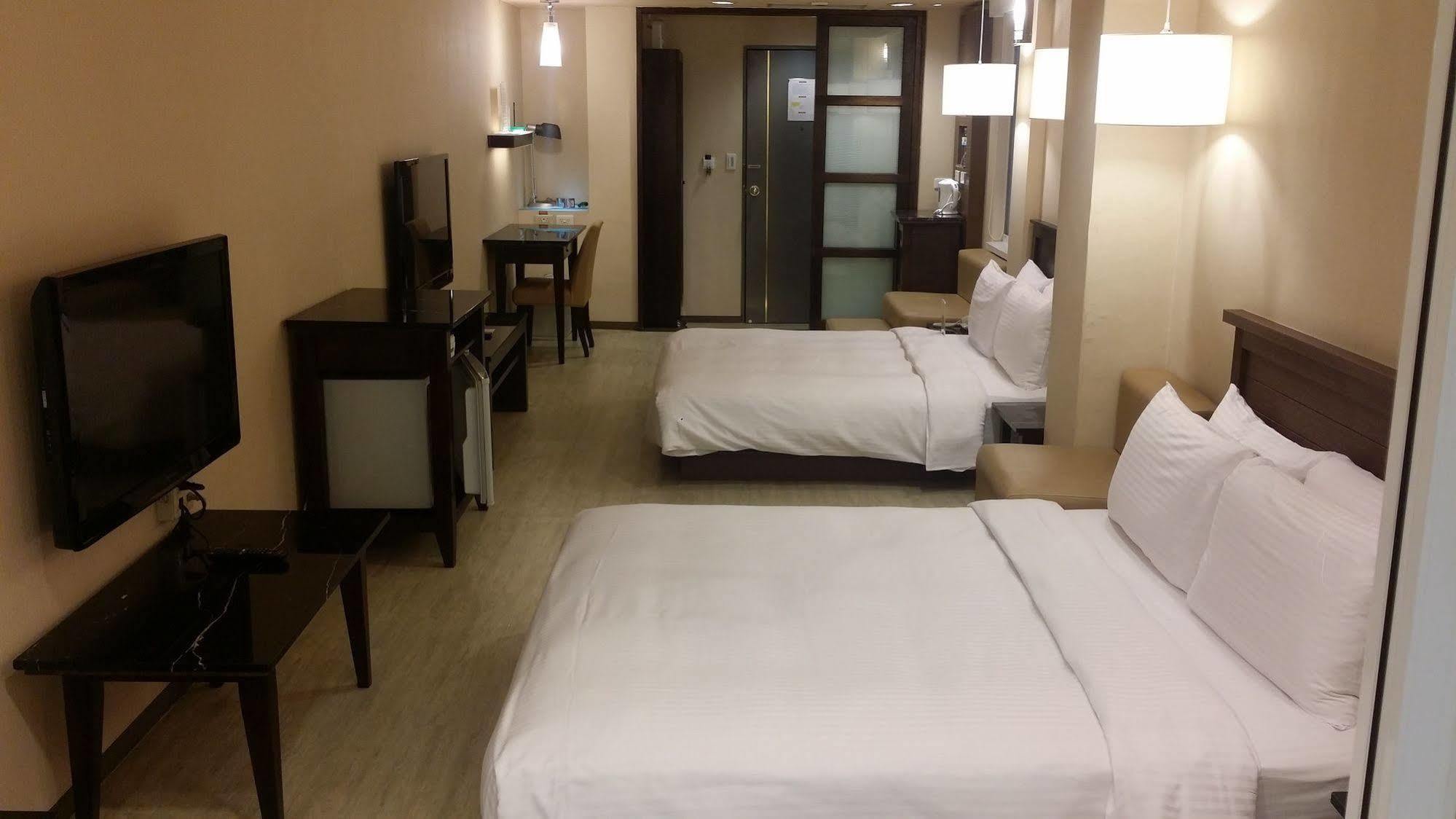 Kindness Xin Jue Jiang Hotel Kaohsiung Eksteriør billede